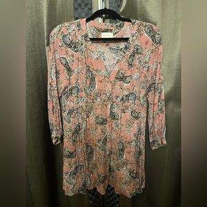 Mellowday empire style blouse, size Large.  Pink paisley design.
